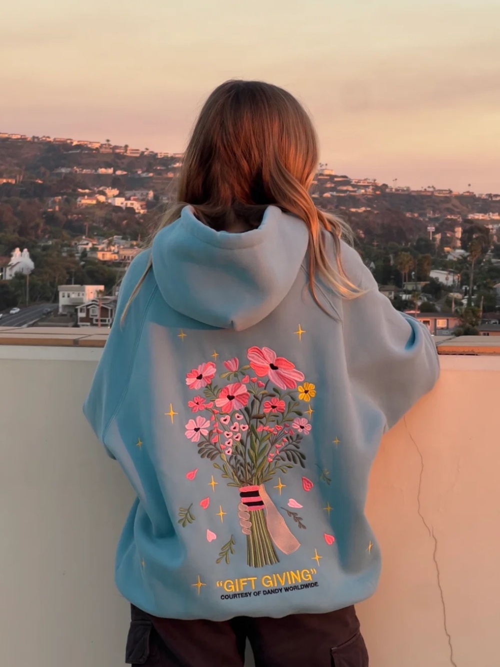 Dandy Worldwide Gift Giving Embroidered Floral Hoodie Teal Blue Small NWT
